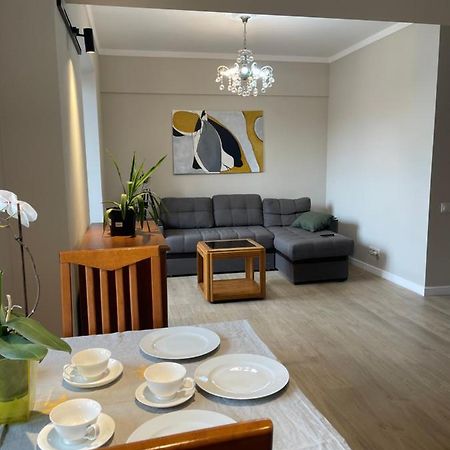Almaty Apartment 76 Luaran gambar